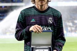 拉达马尔获得西甲最佳球员奖项