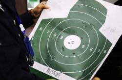 新晋射手王应战，双方展开激烈角逐！