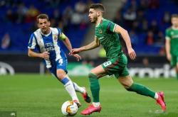 包含利物胜挫新西门法，英超中奖蚌的词条