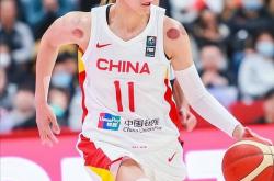 国内赛事中球员表现亮眼，备受赞誉