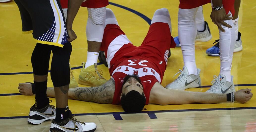 猛龙队新秀膝盖感到不适,需接受治疗的简单介绍 猛龙队新秀膝盖感到不适,需接受治疗的简单介绍