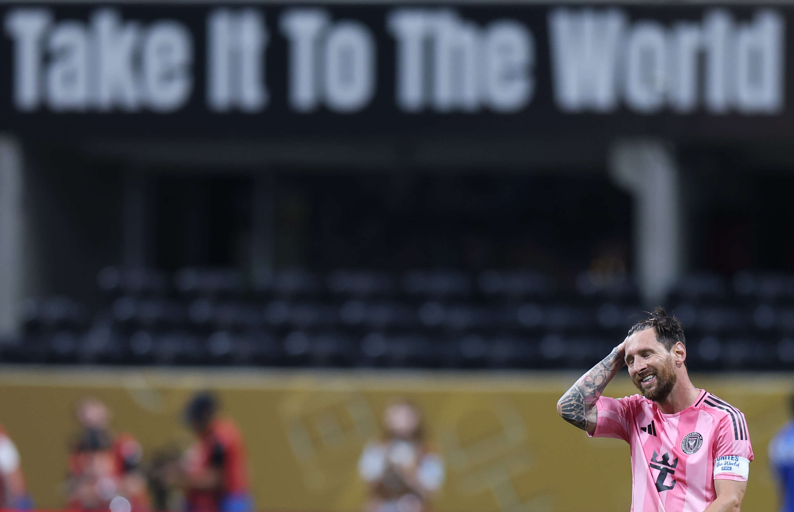 巴黎圣日耳曼在比赛中笑到最后