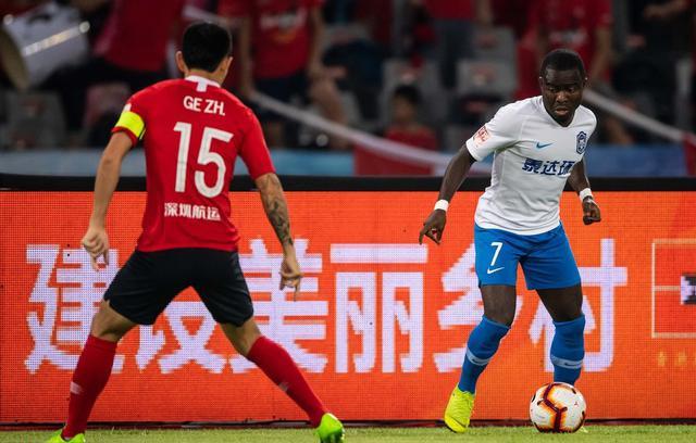 天津泰达主场不敌广州恒大,遭遇两连败 天津泰达主场不敌广州恒大,遭遇两连败