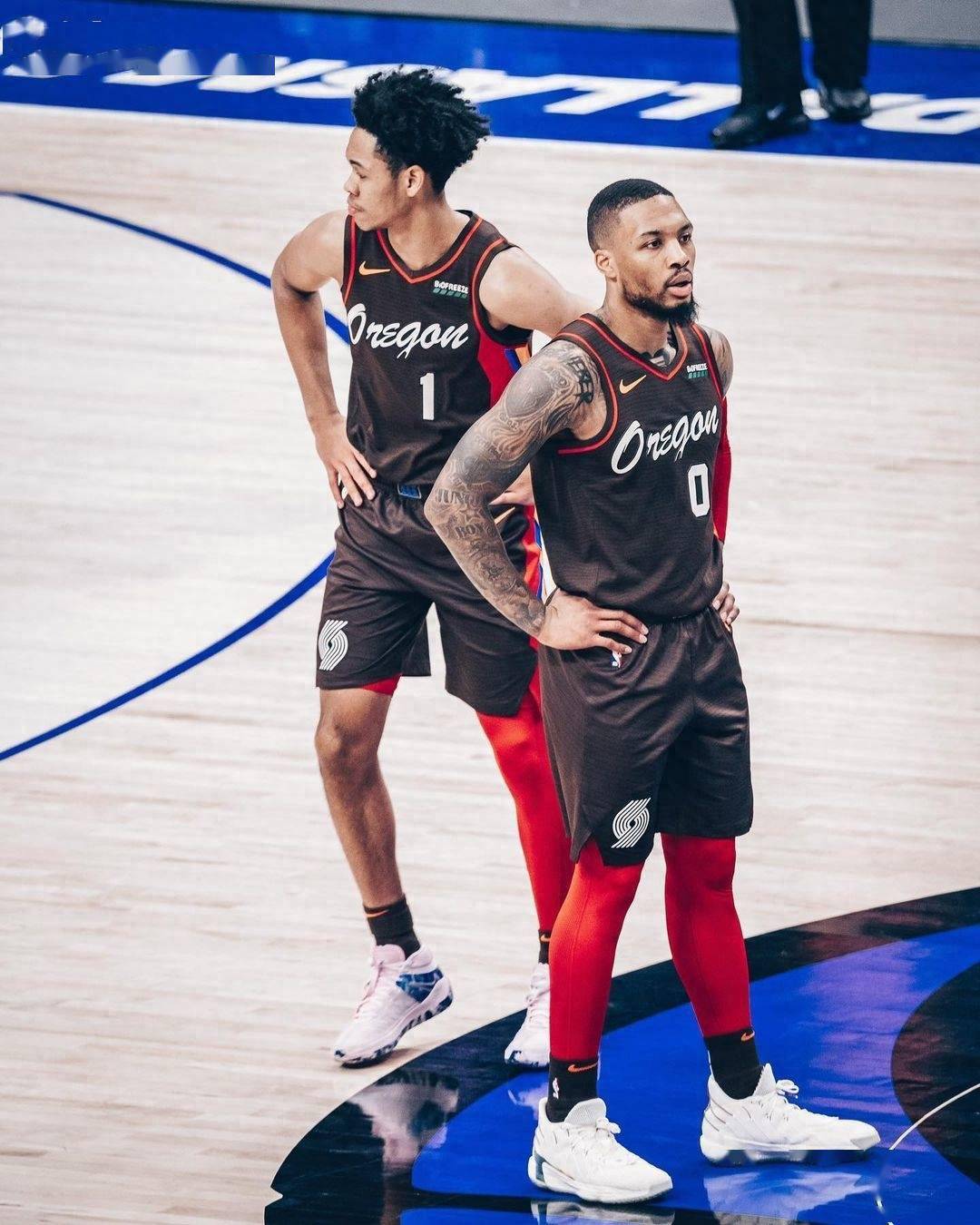 关于太阳惊艳表现!西蒙斯和艾顿携手带队逆袭的信息 关于太阳惊艳表现!西蒙斯和艾顿携手带队逆袭的信息