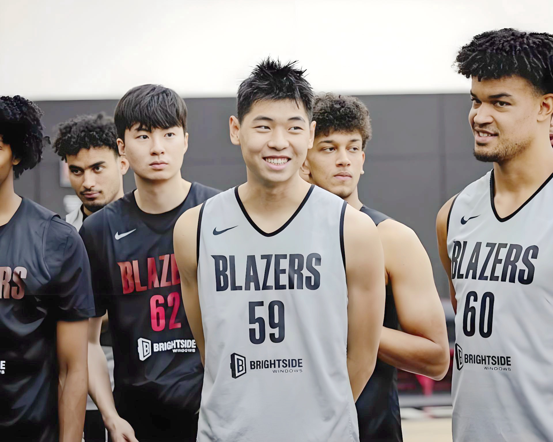 关于亚洲队球员努力奋斗,国际篮球挑战赛场连连取胜的信息 关于亚洲队球员努力奋斗,国际篮球挑战赛场连连取胜的信息